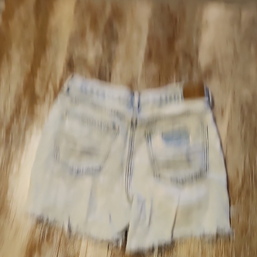 Distressed Denim Shorts - Picture 3 of 10